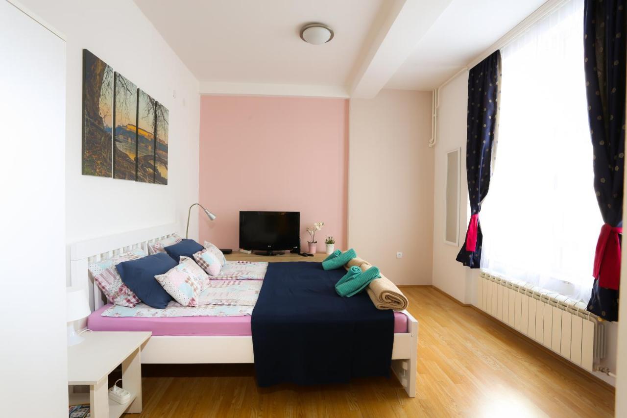 Studio Apartman Ld U Strogom Centru Novi Sad Eksteriør bilde